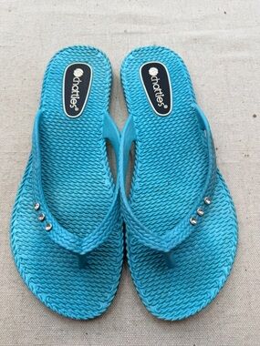 Aqua Blue Chatties